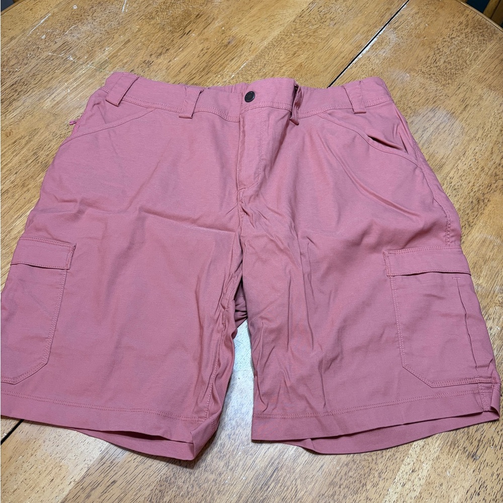 Duluth Trading Co Dry on the Fly women’s shorts. 10” inseam. Coral/pink. Size 16